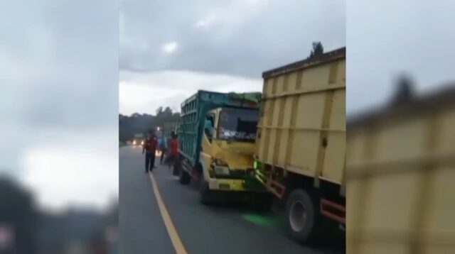 kecelakaan beruntun truk batubara